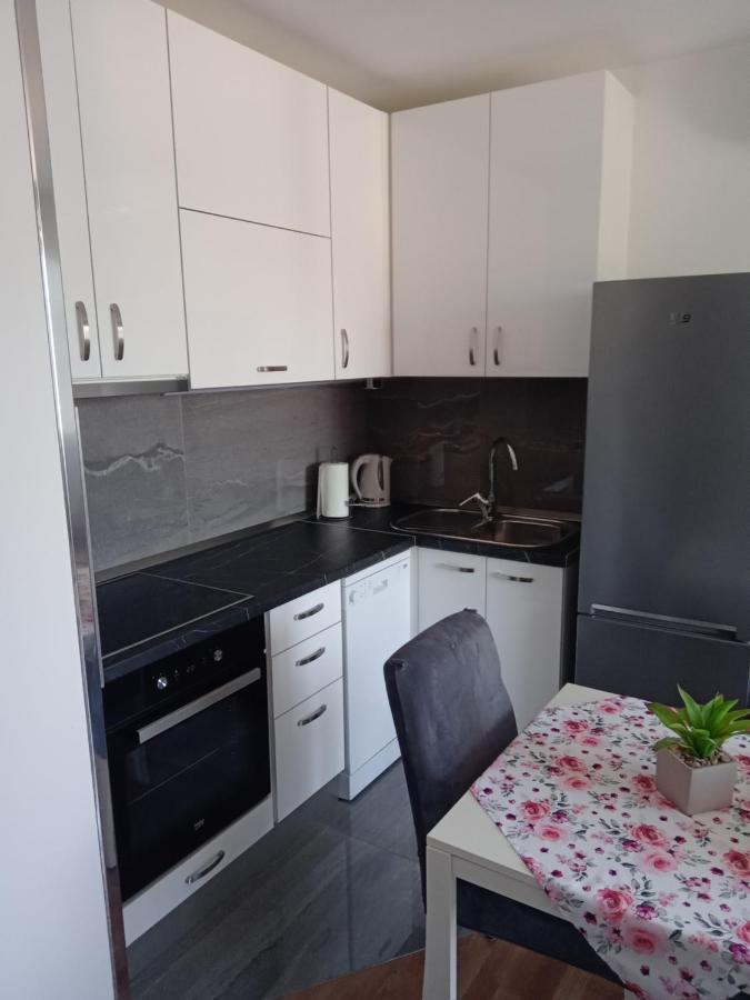 Nina Appartement Split Buitenkant foto
