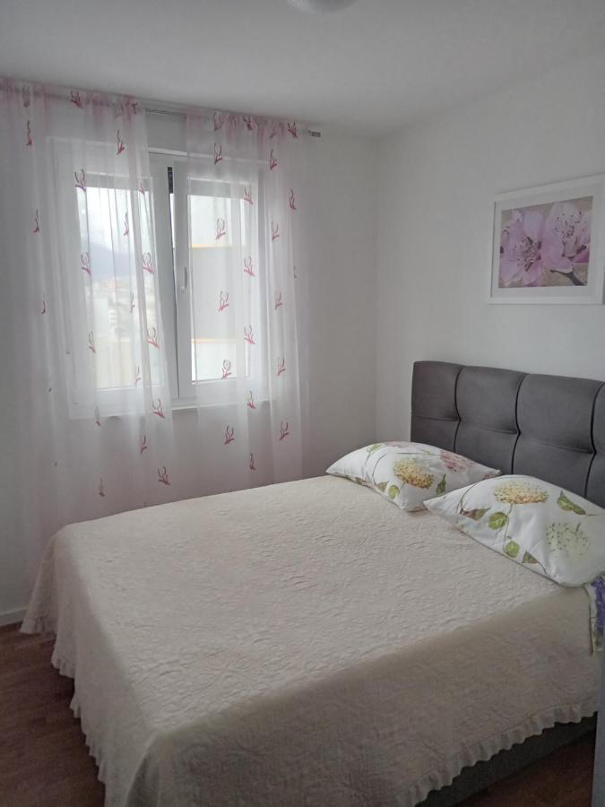 Nina Appartement Split Buitenkant foto